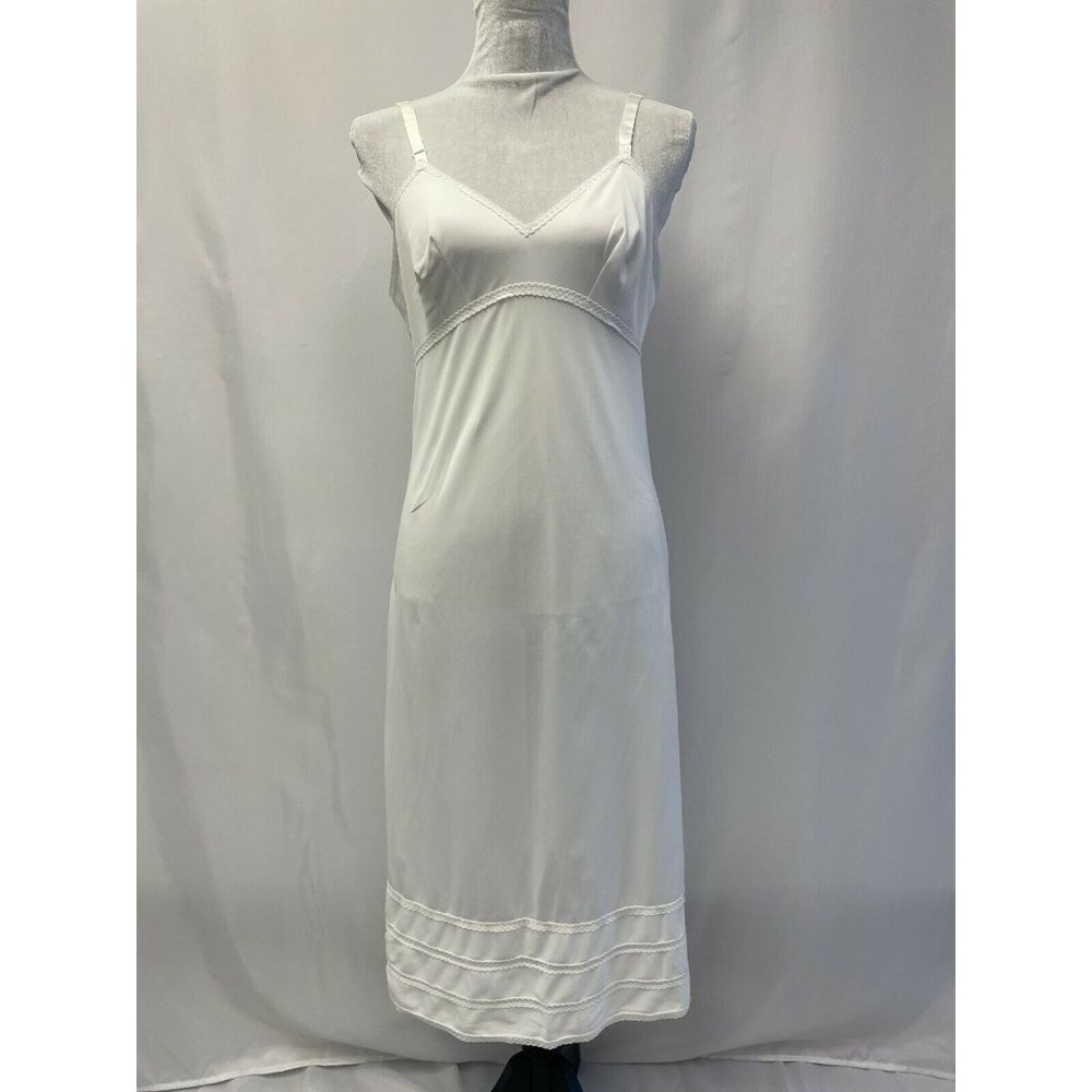 Lorraine VTG Lingerie Slip 36 tall Nylon Nightgown Lace Silky Made In USA